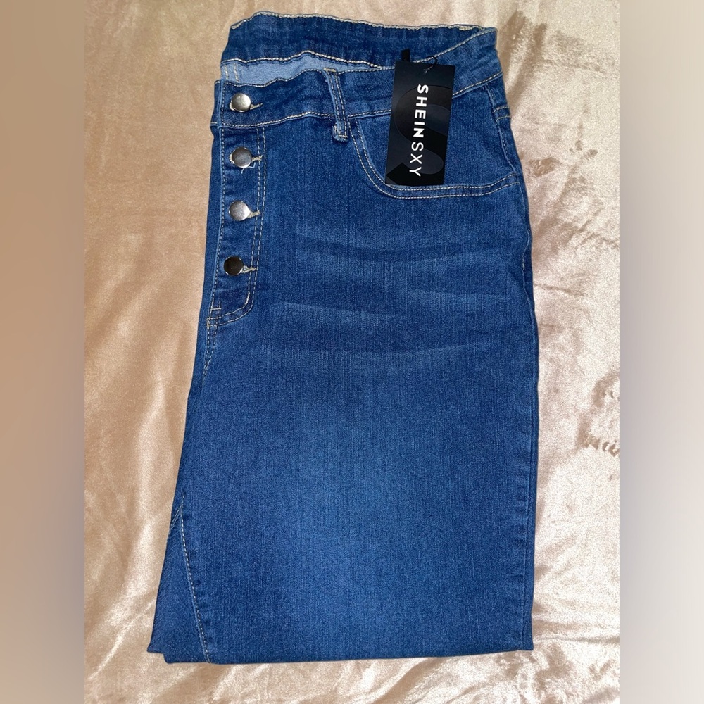 Cuffed Jeans